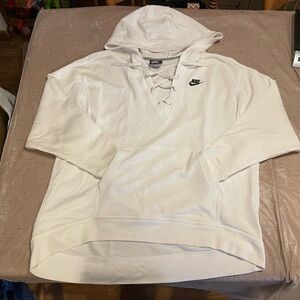 Nike  LACE-UP HODDIE NSW Club Criss Cross Oversized Drop Shoulder Large White